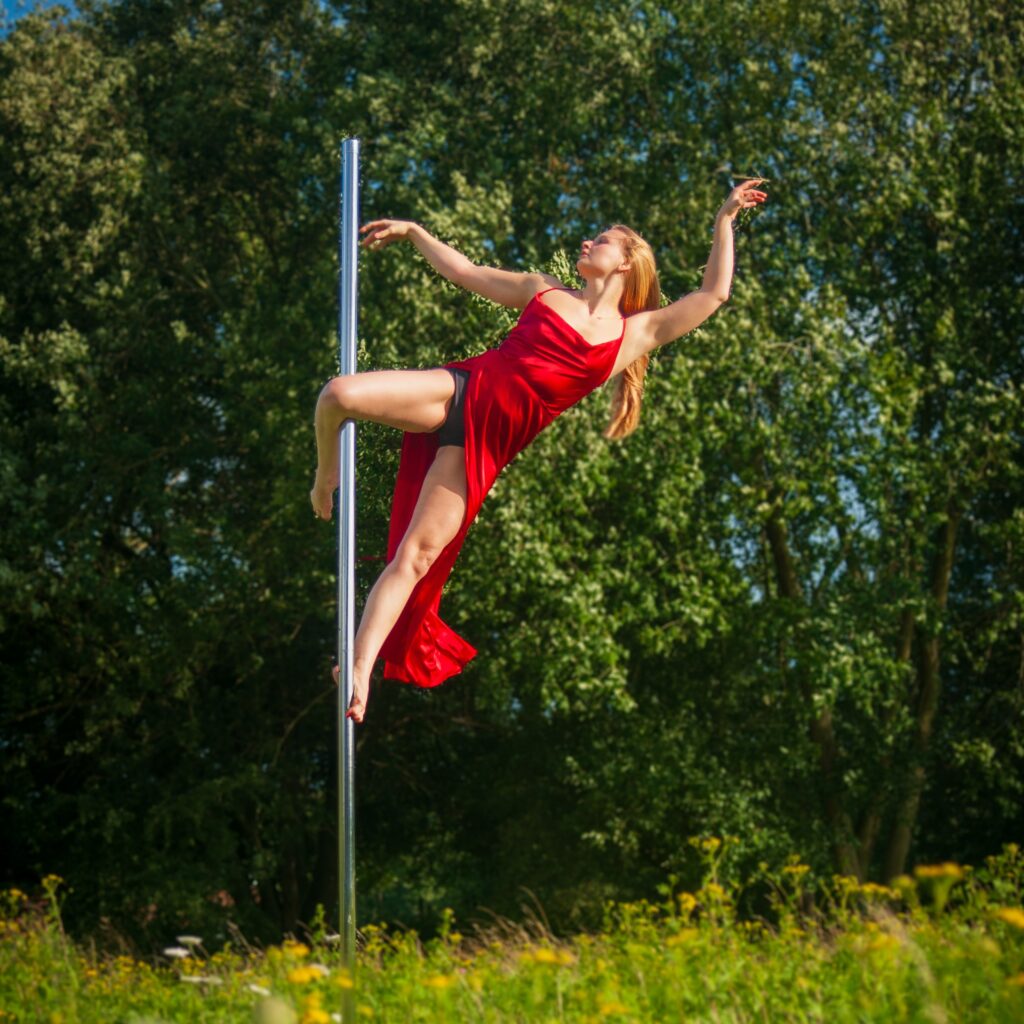 Pole dance class beginners 2 - cupid